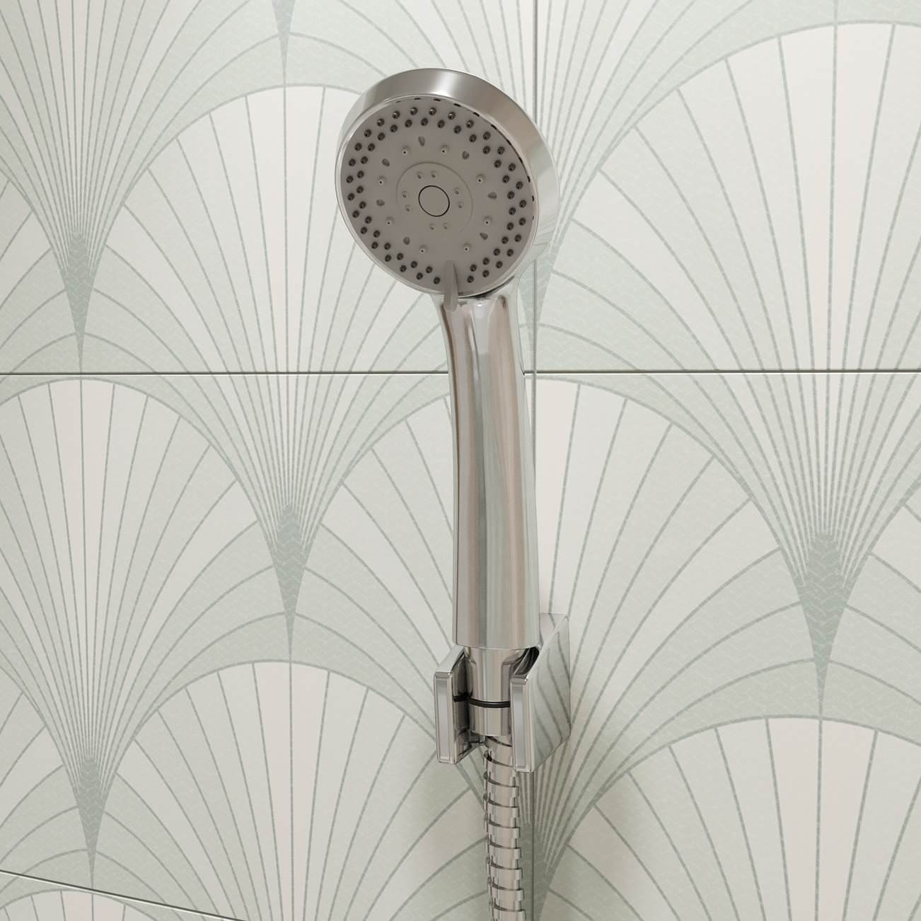 Светлая ванная комната (2,94 кв. м) в современном стиле ; Открывает новую вкладк