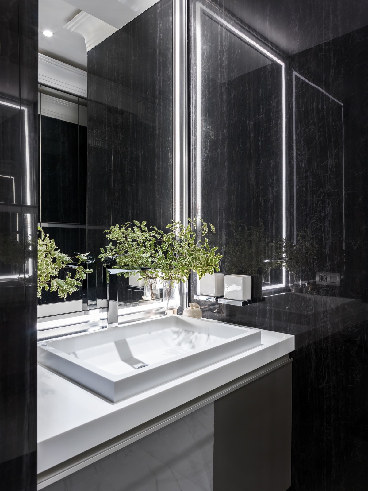 Оттенки Серого