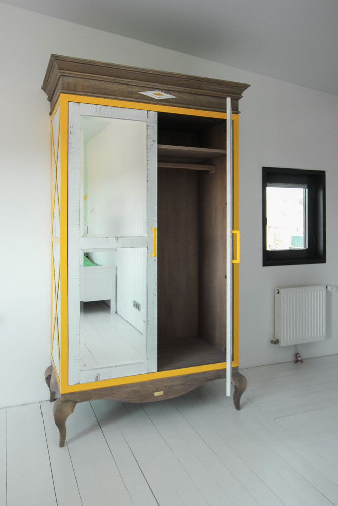 Шкаф для одежды NEW&OLD