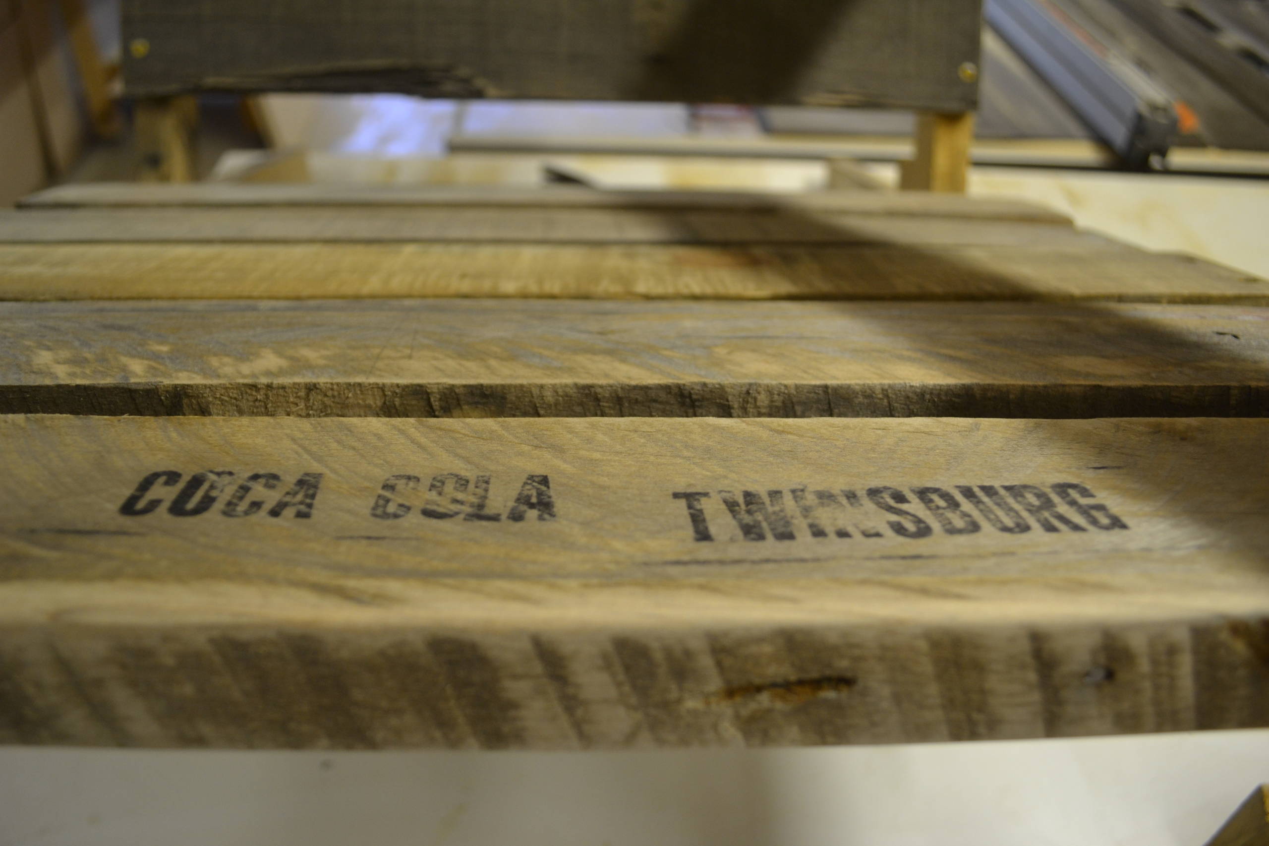 DIY: Кресло из поддонов своими руками для открытой террасы