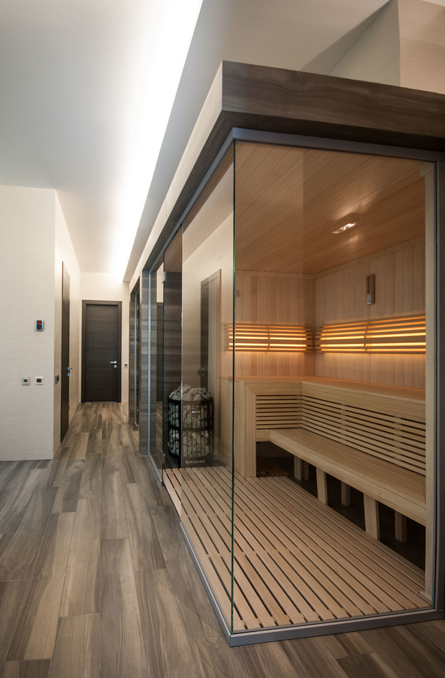 Остекление коттеджа в поселке БЕНИЛЮКС на алюминиевой системе REYNAERS