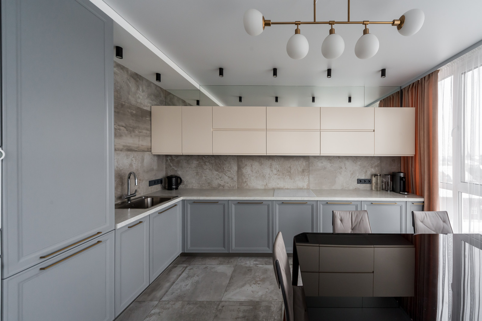 Обложка альбома: Кухня