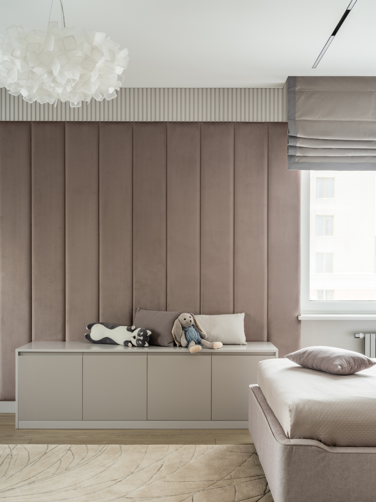 Семейная квартира в акварельных оттенках света и тени