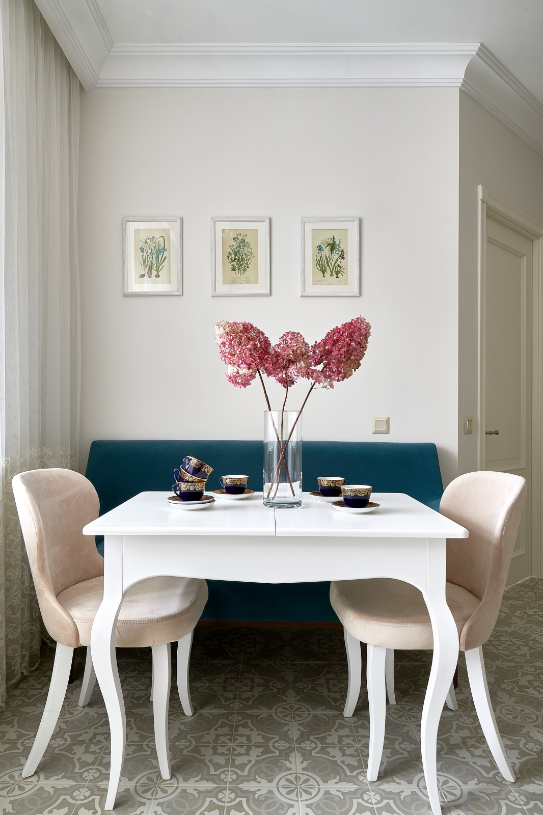 Квартира - "зефирка" для супружеской пары