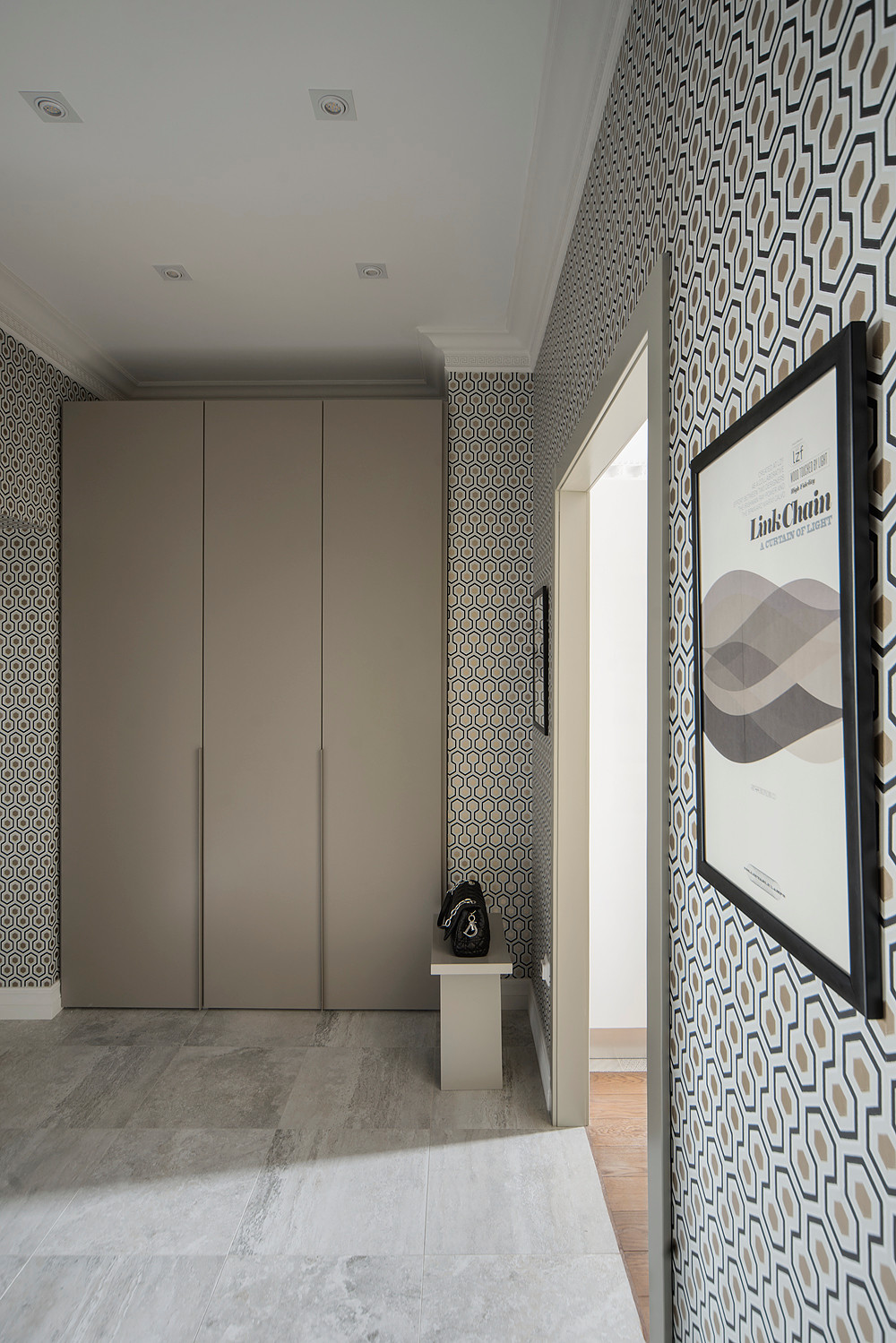 Houzz тур: Квартира с желтыми деталями и орнаментом для яркой хозяйки