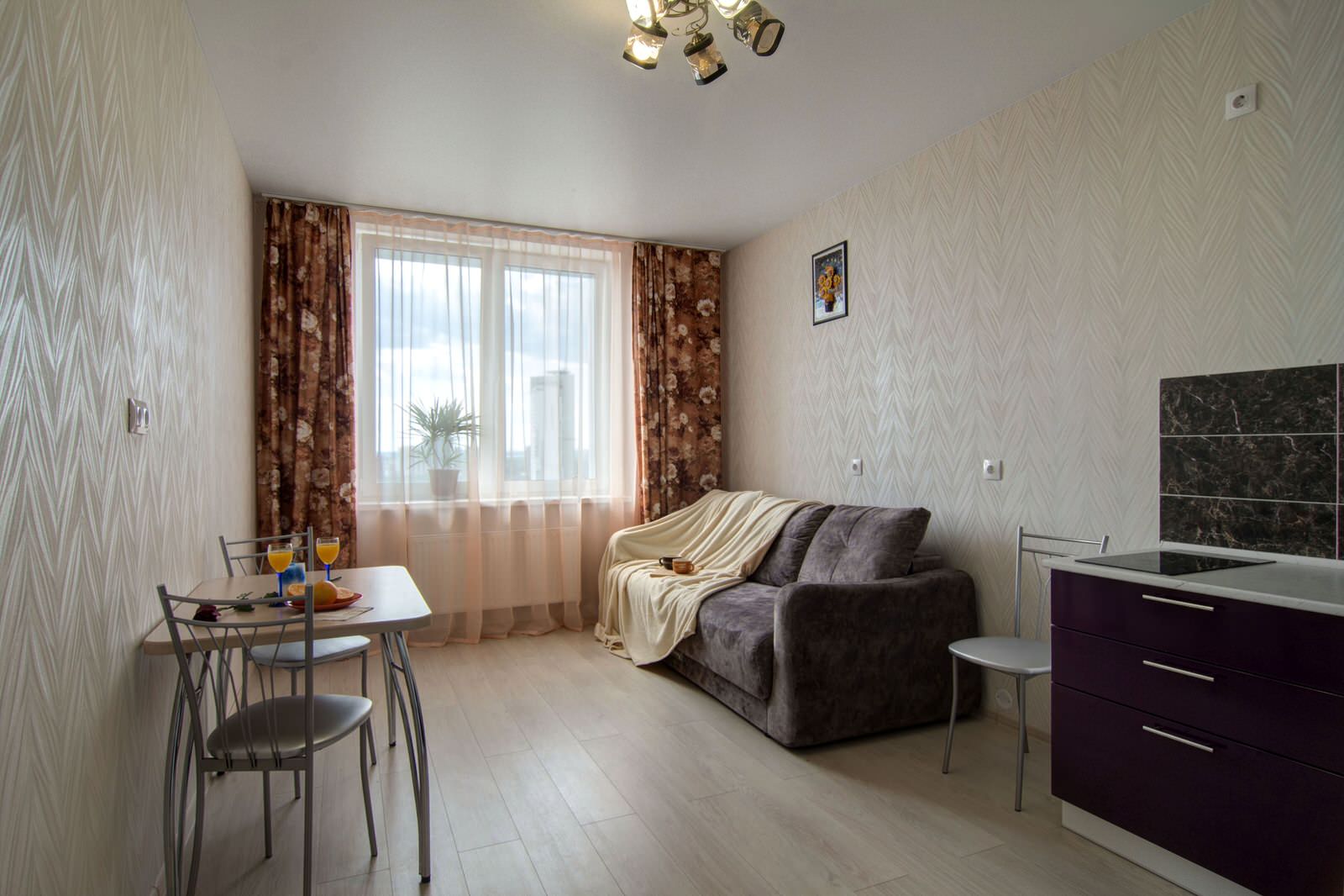 Квартира на Азина 52