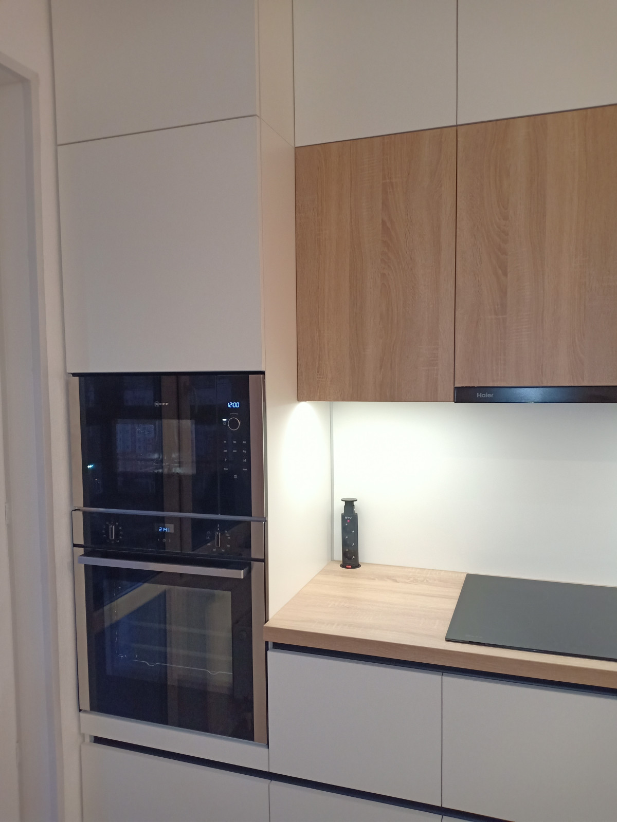 Обложка проекта: Кухня в новостройку с 2 углами и кривыми стенами