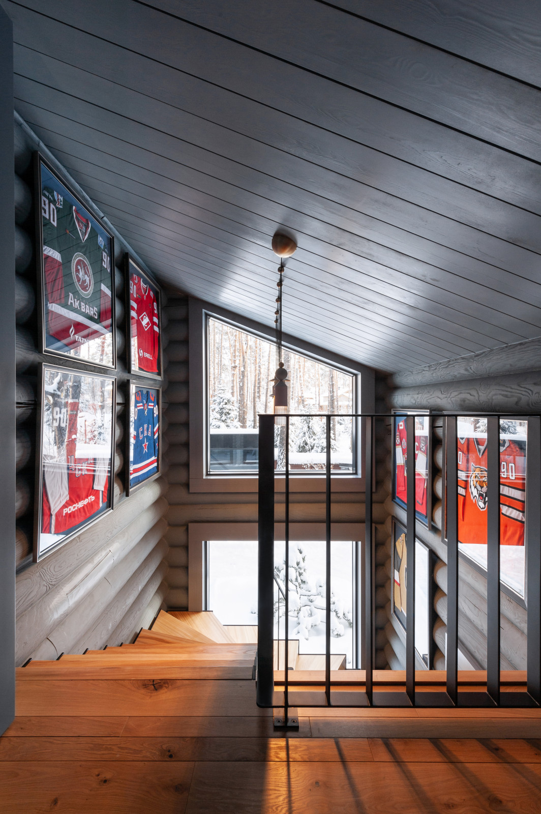 "Дама с горностаем" Дизайнер - Юрий Куликов