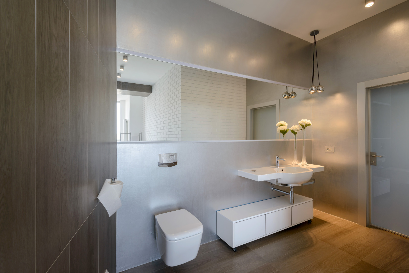 Современная квартира с Сибирским характером.