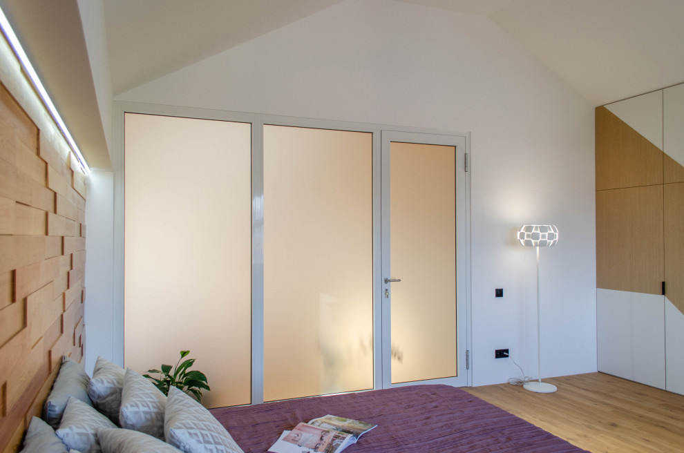 ЖД "Театральный", 77 м2