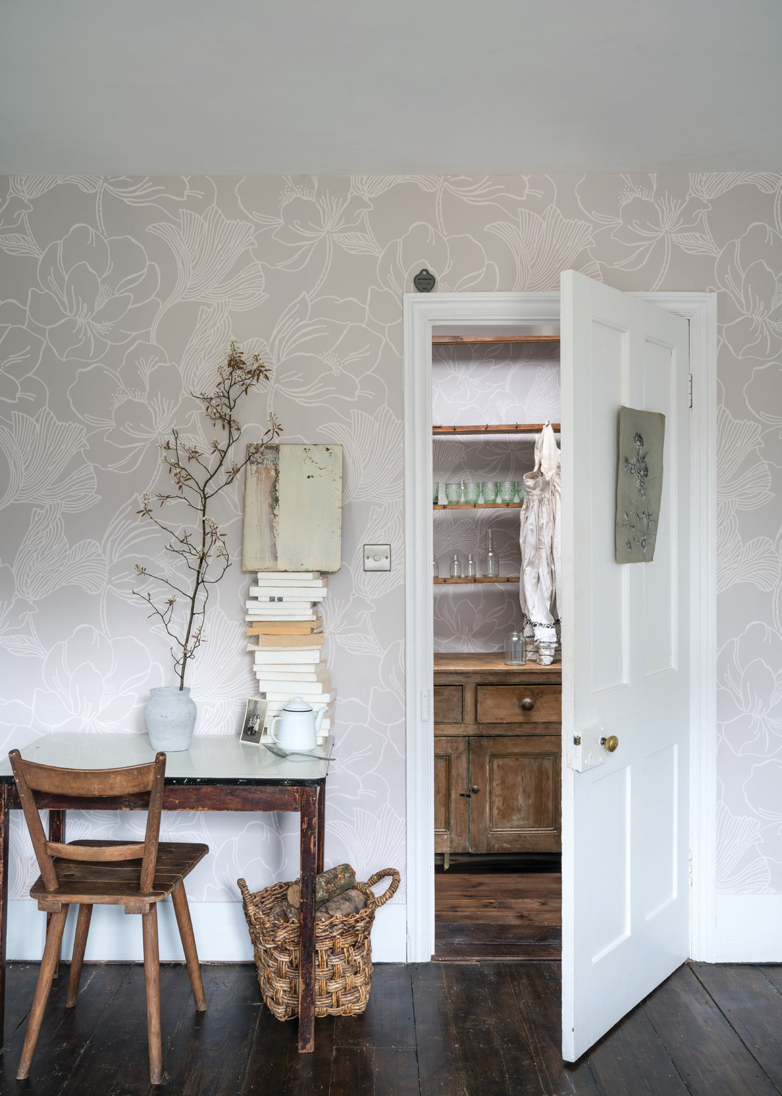 Цветочные обои Farrow&Ball