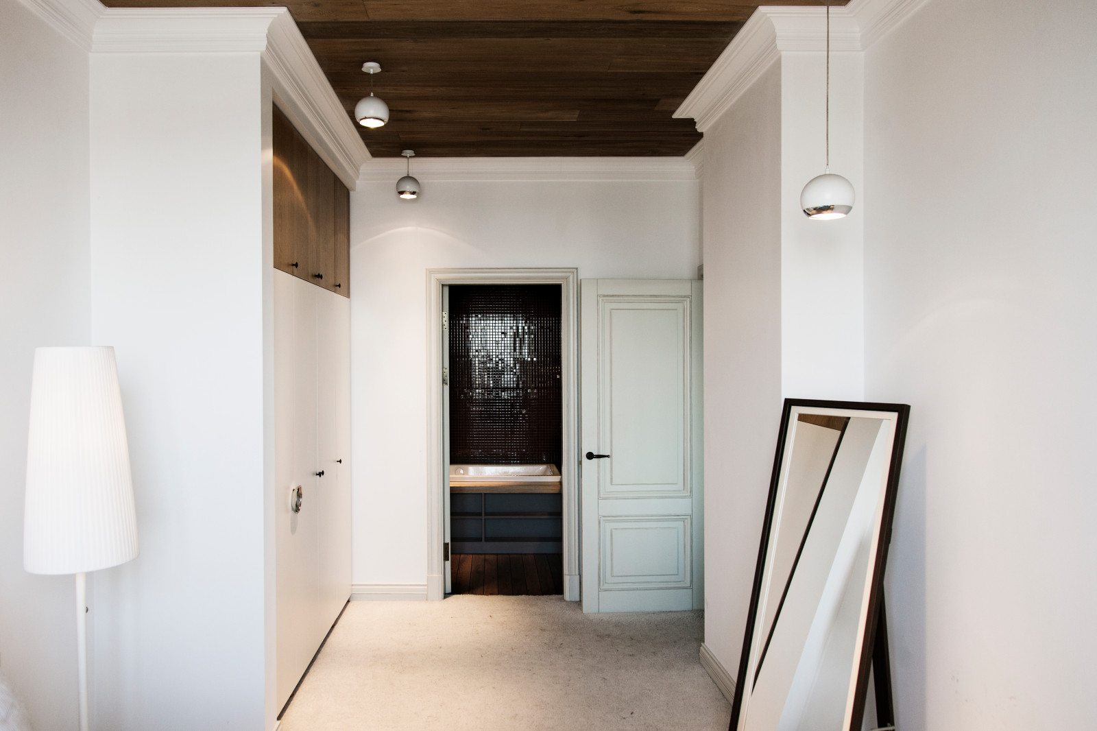 ЮН/на Алабяна