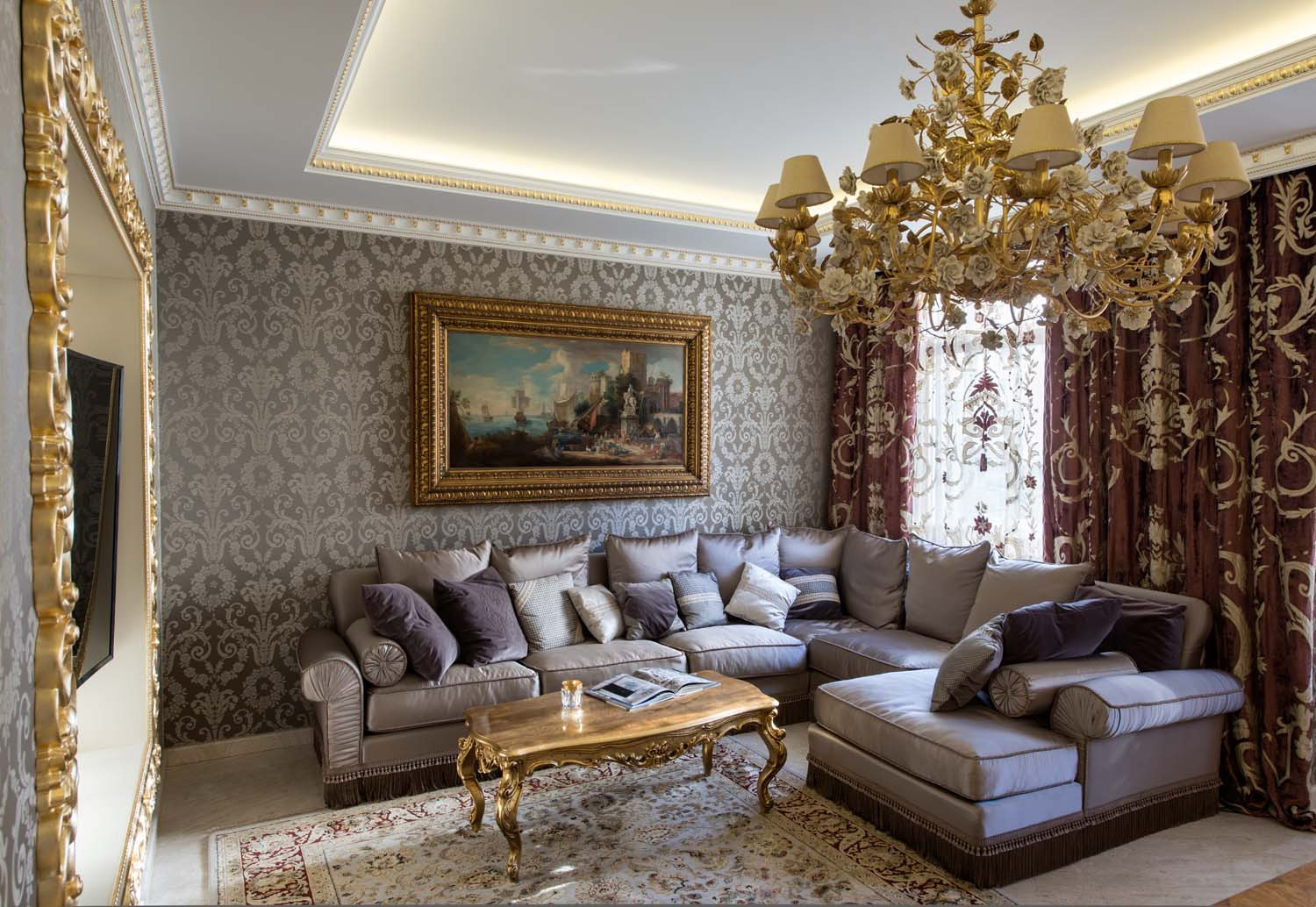 "Нескромное обаяние"