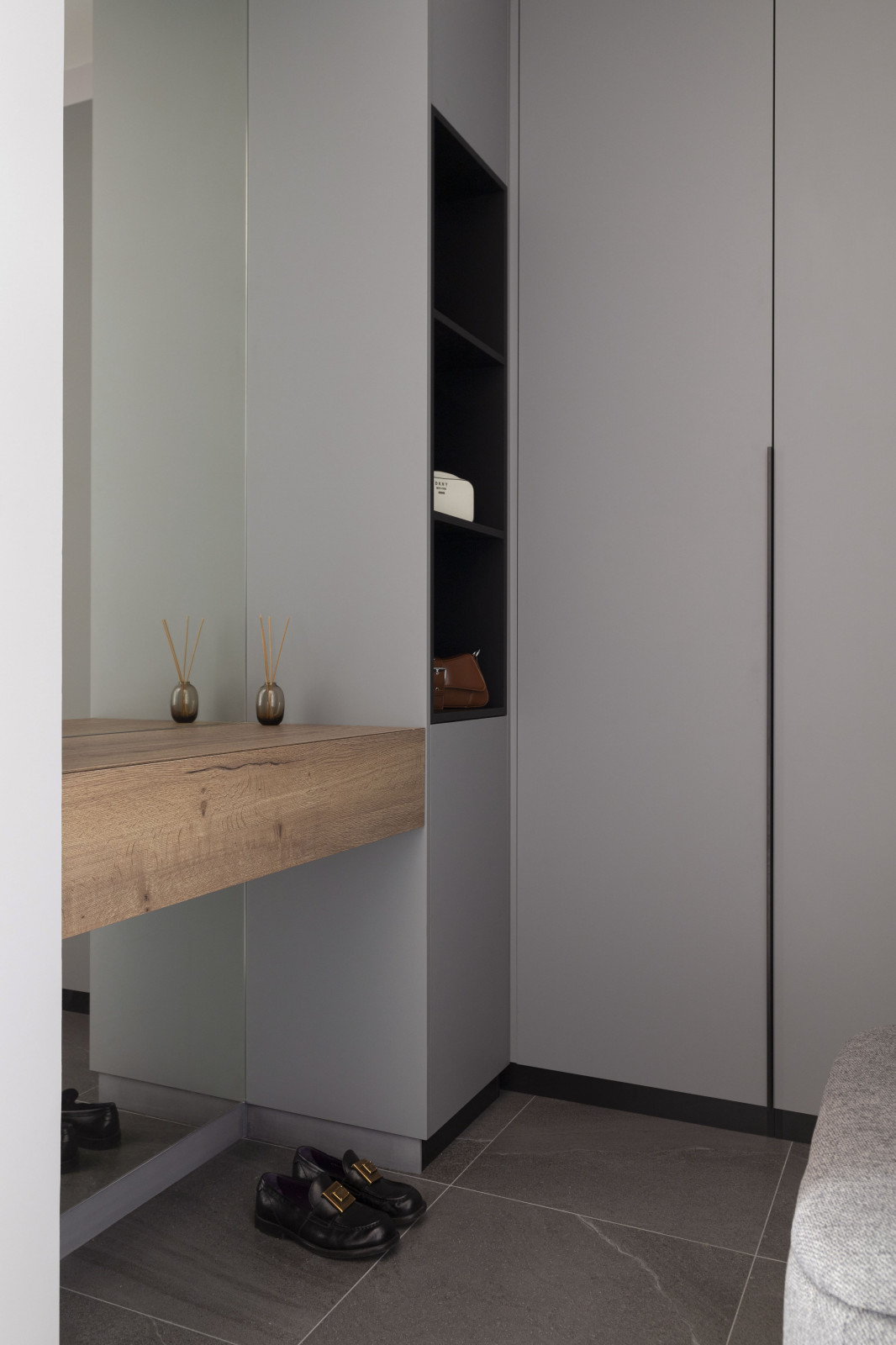 Обложка проекта: Дизайн-проект квартиры в ЖК "Серебряный бор"