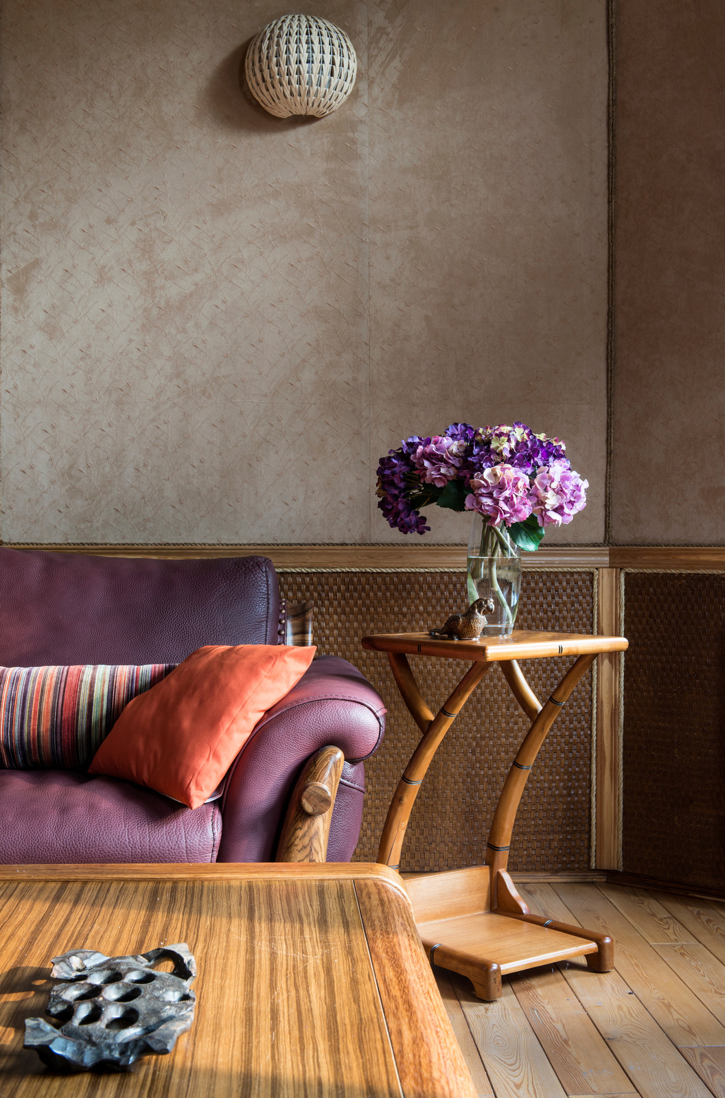 Интерьер в этническом стиле. Фотосъемка для журнала "Красивые деревянные дома"