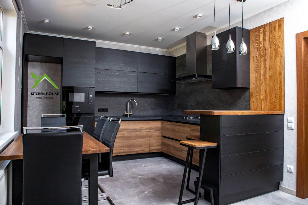 Обложка проекта: Кухня на заказ - фасады Egger Дуб