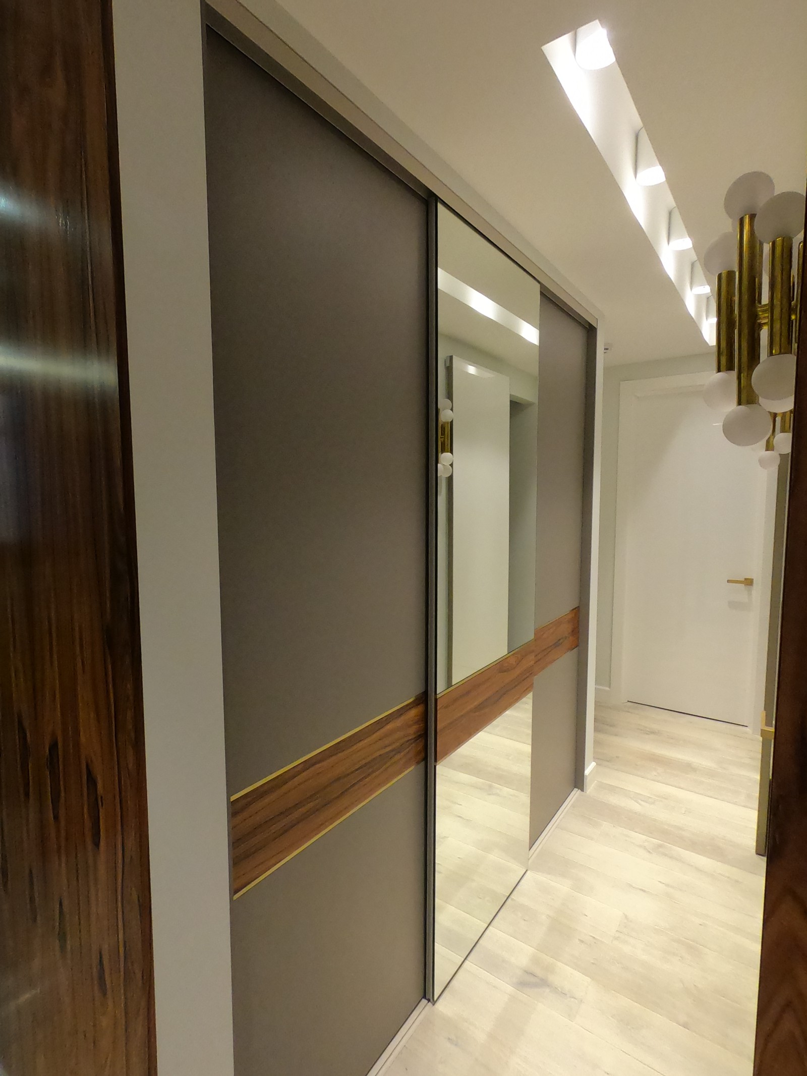 Обложка проекта: Мебель и стеновые панели в квартиру