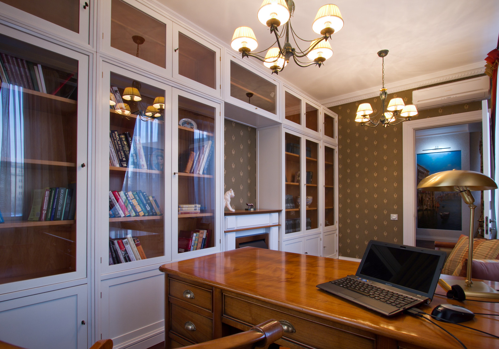 Профессорская квартира