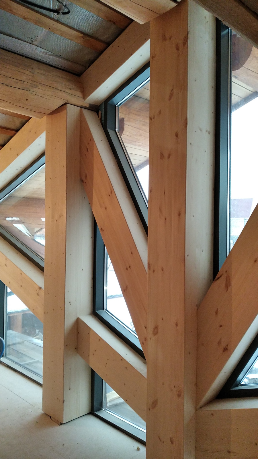 Внутренняя отделка дома из кедра