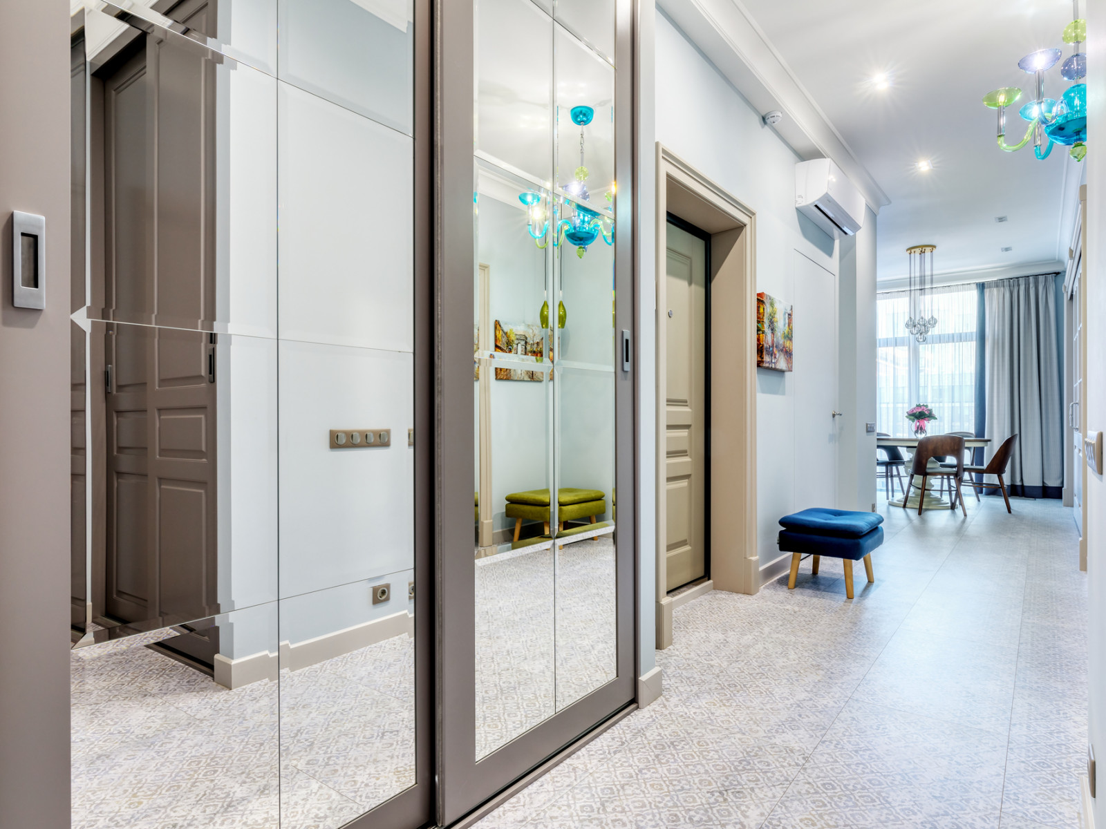 Квартира для большой семьи в стиле современной классике