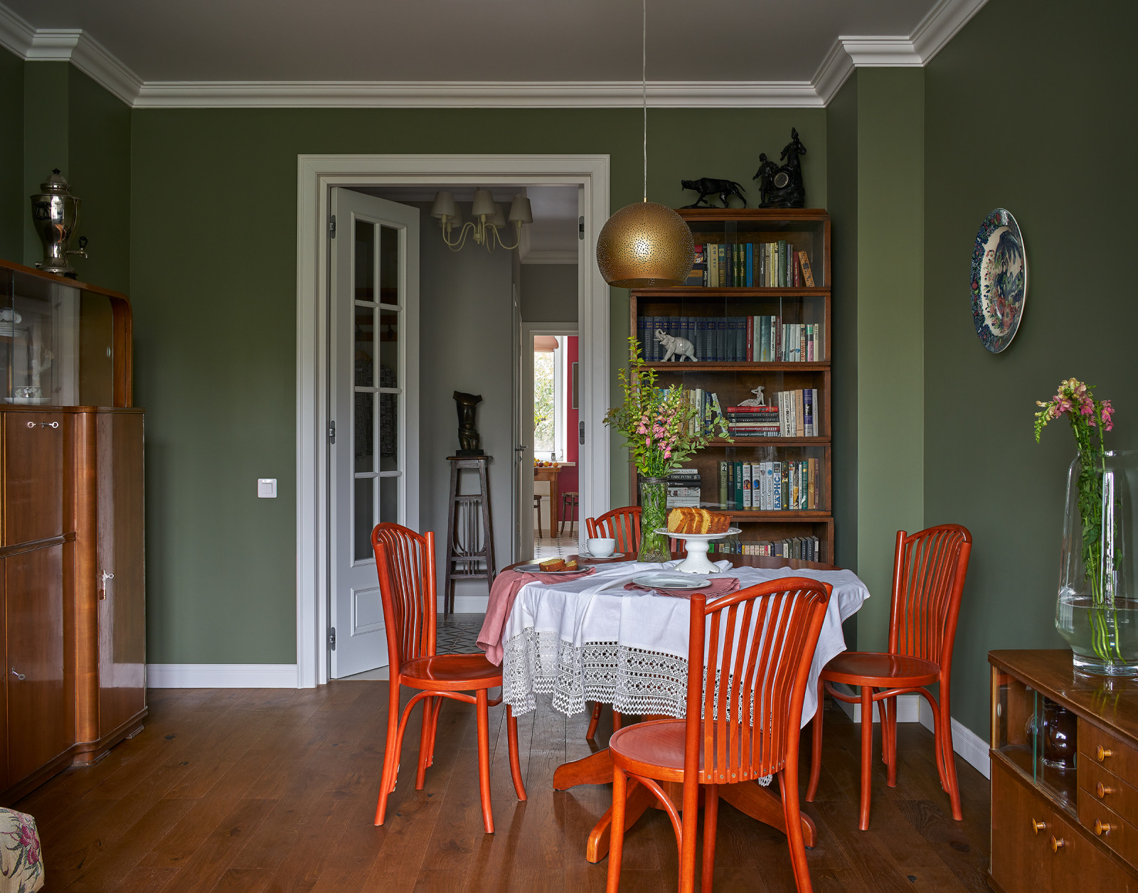 Профессорская квартира