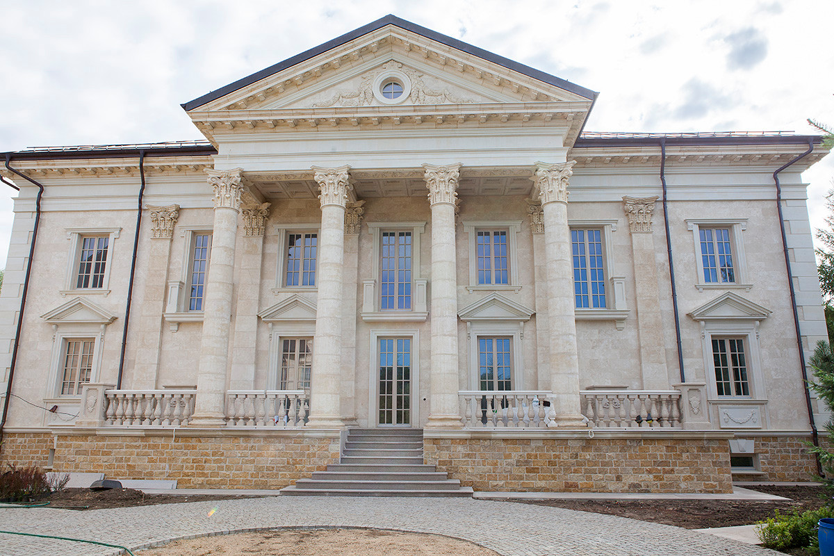 Classic House design