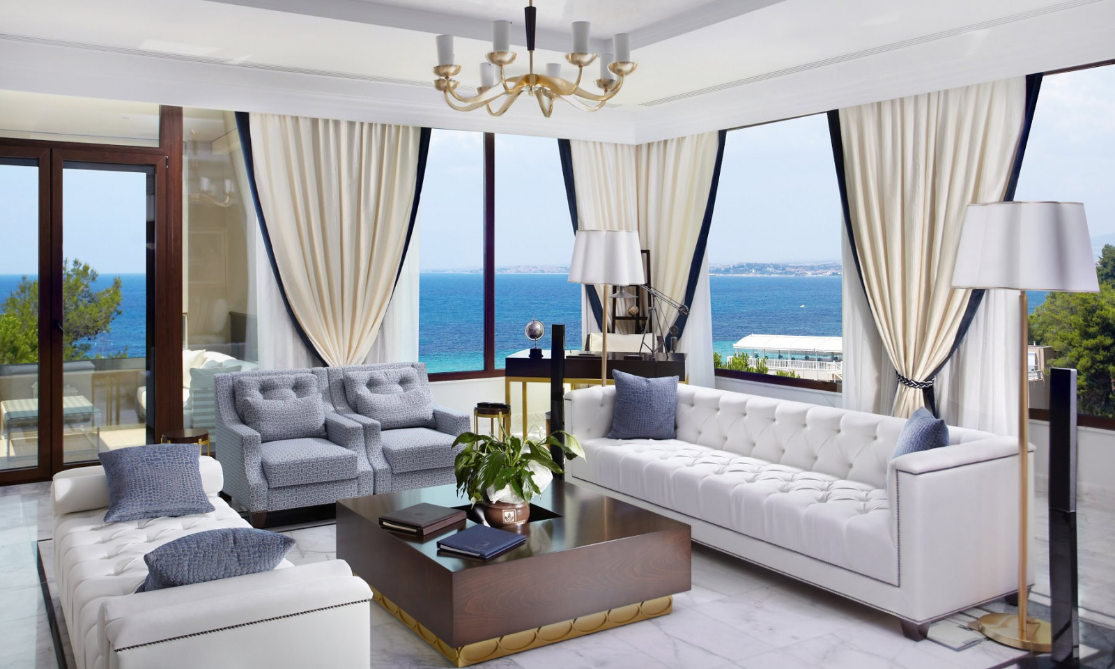 Обложка проекта: Проект Германа Енина. Гостиница Помегранат 5*