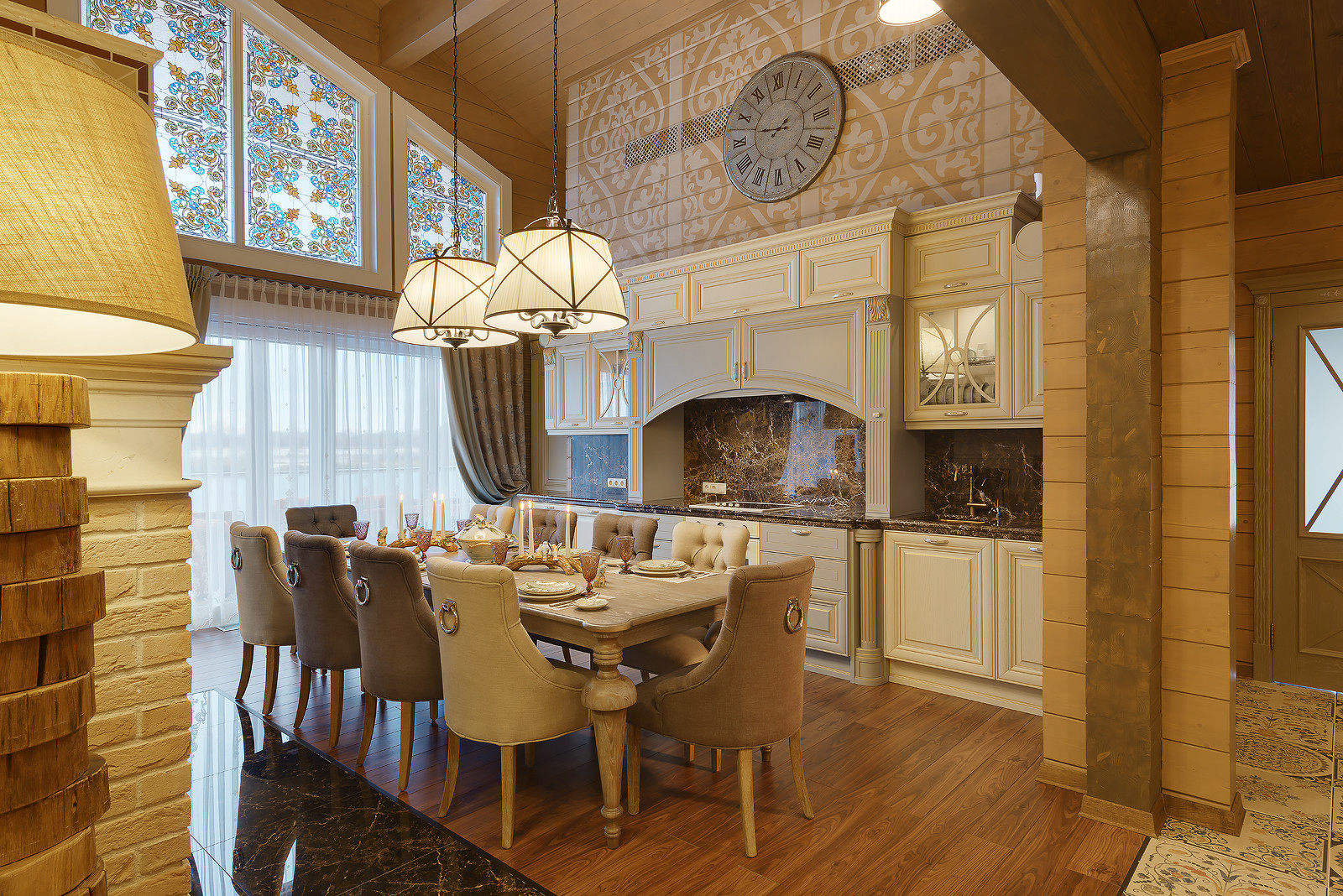 Дом на берегу реки