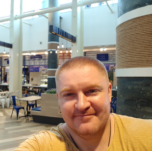 Максим Котин