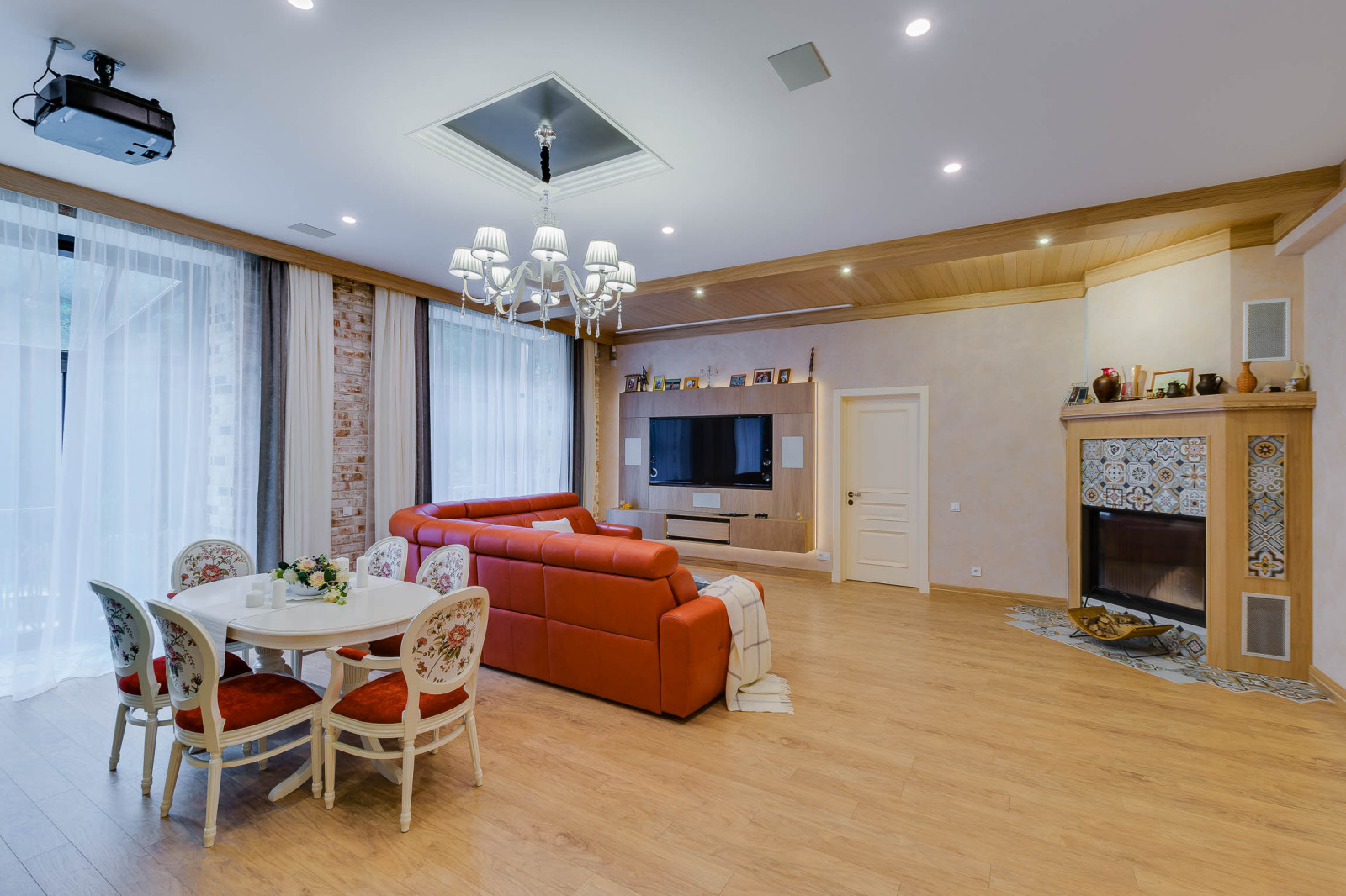 Гостиная в загородном доме