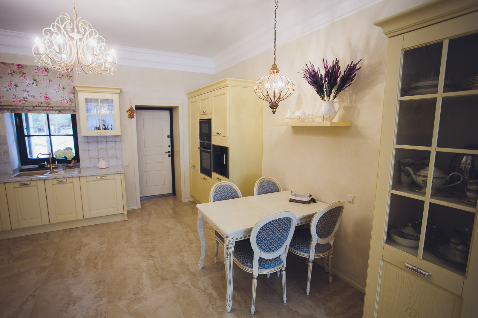 Интерьер коттеджа в Подмосковье