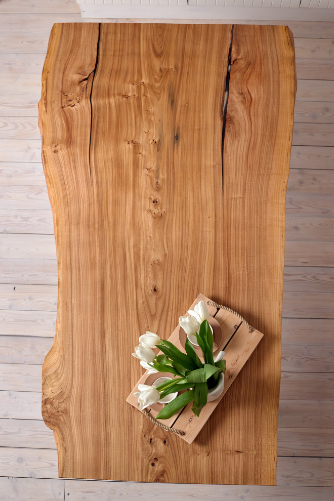 Обеденный стол из слэба карагача