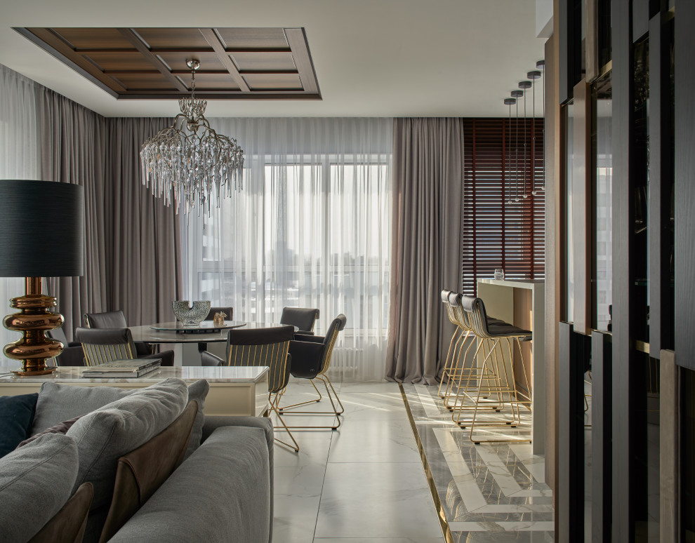 Гостиная, вид на столовую