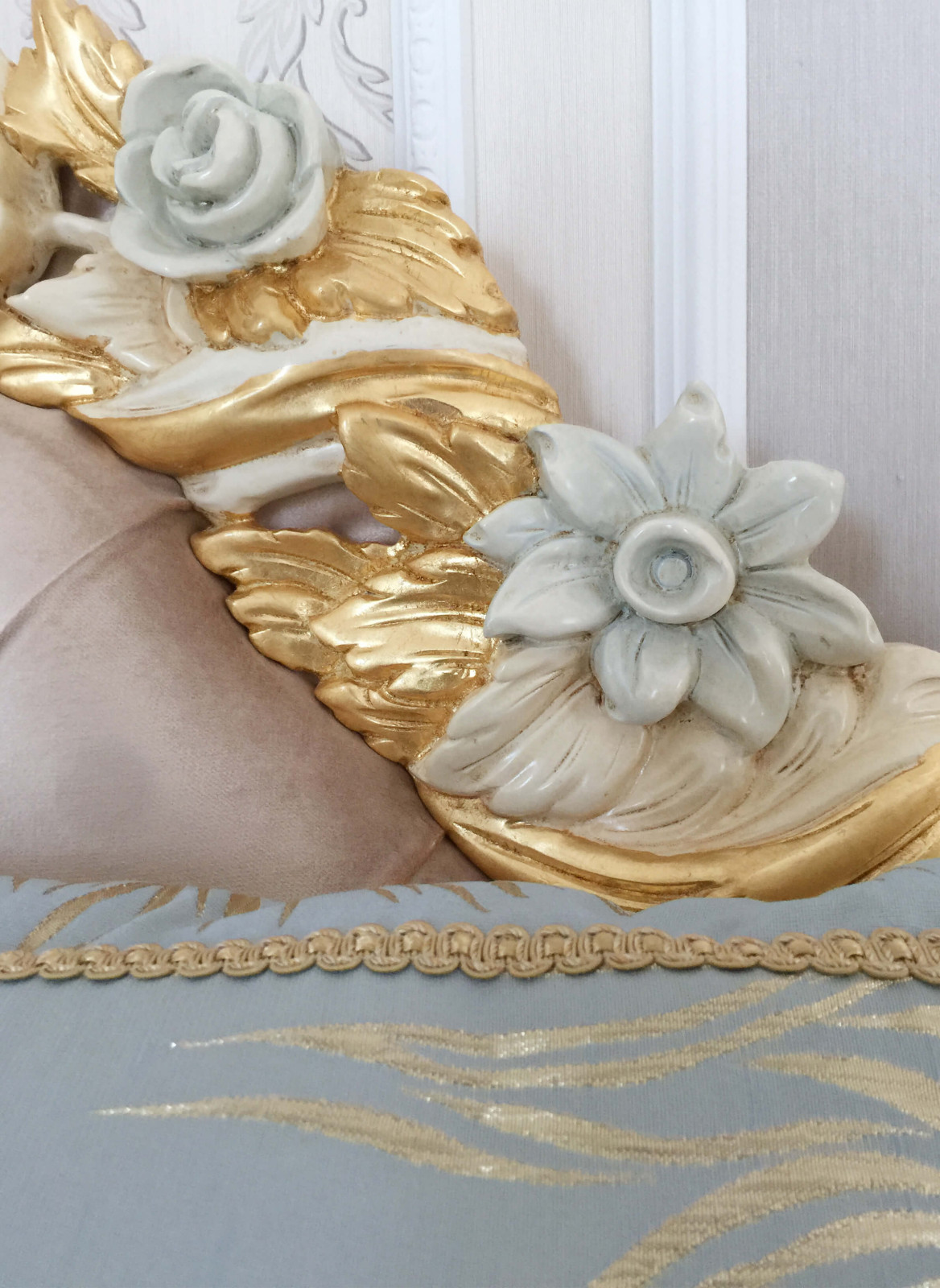 Дизайн интерьера дома в классическом стиле. Реализованный проект.