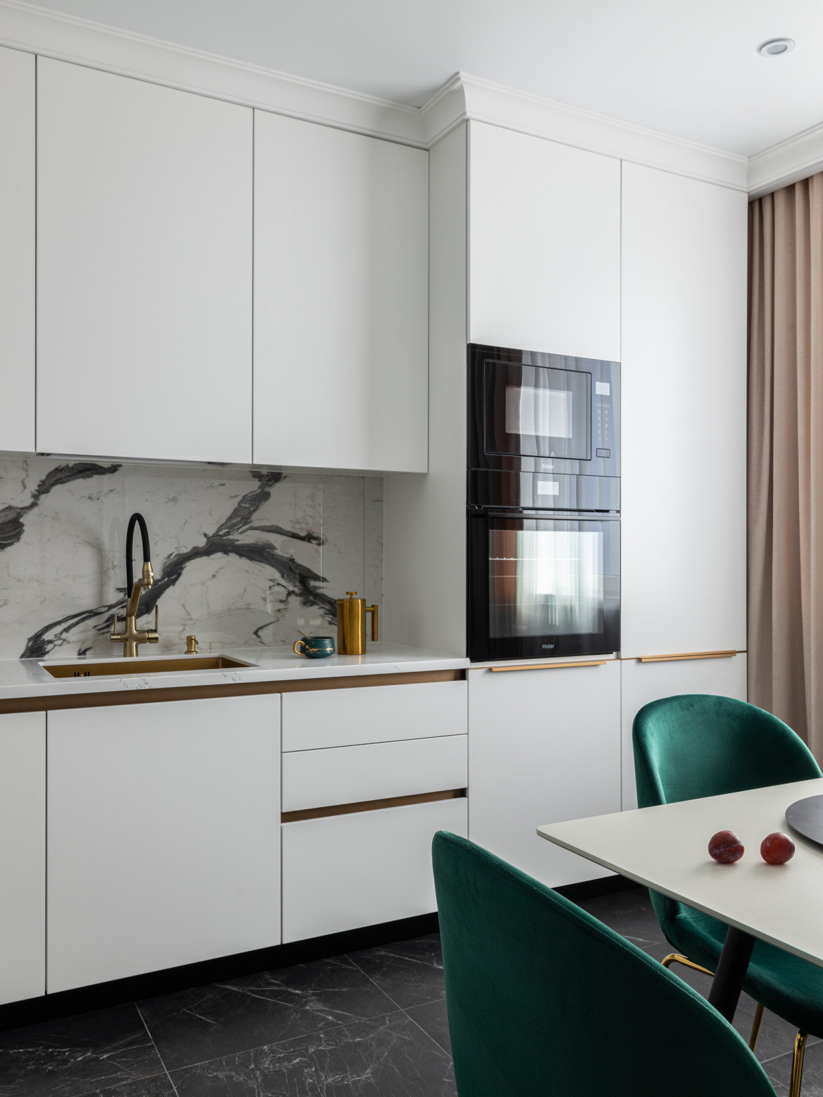 Двухкомнатная квартира 60м2 для девушки