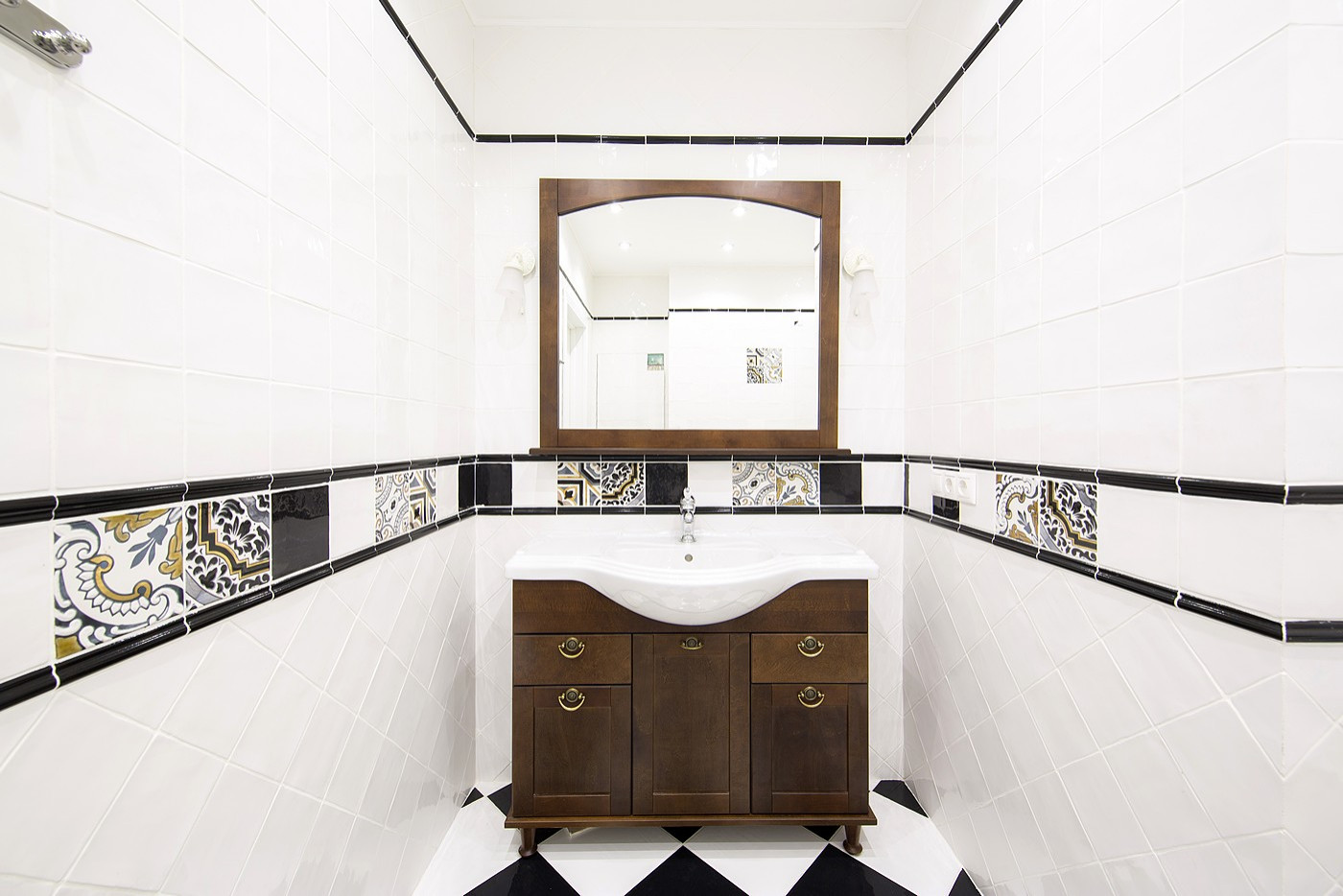 Двухкомнатная квартира с белым кирпичом