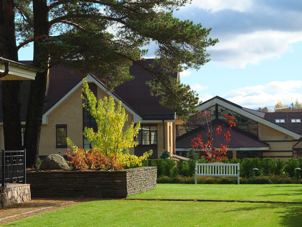 Обложка проекта: Участок со старой сосной