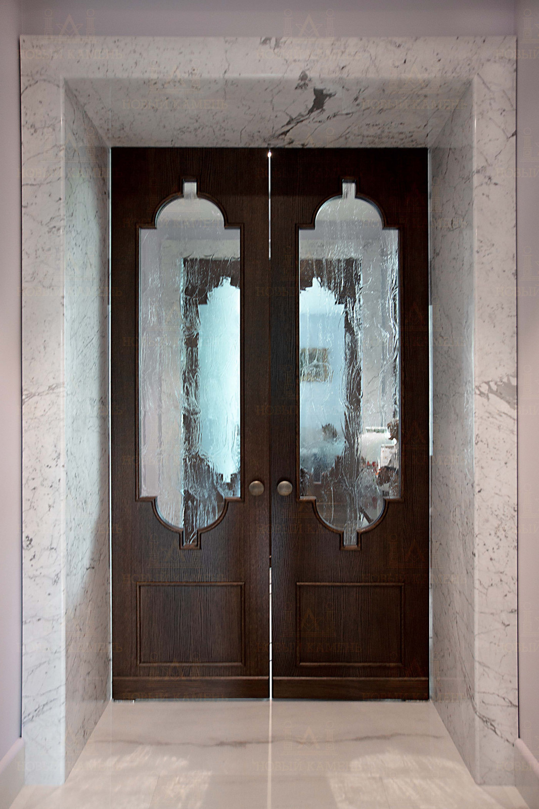 Дверные порталы из мрамора