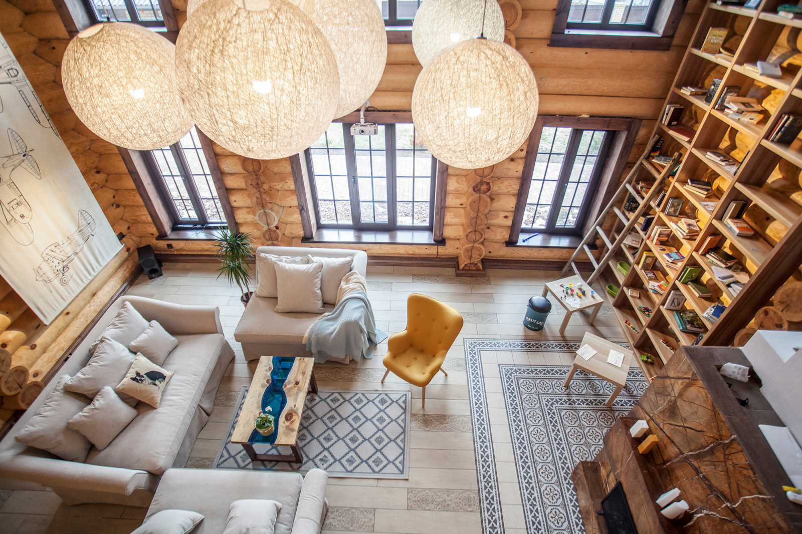 Второй свет в бревенчатом доме