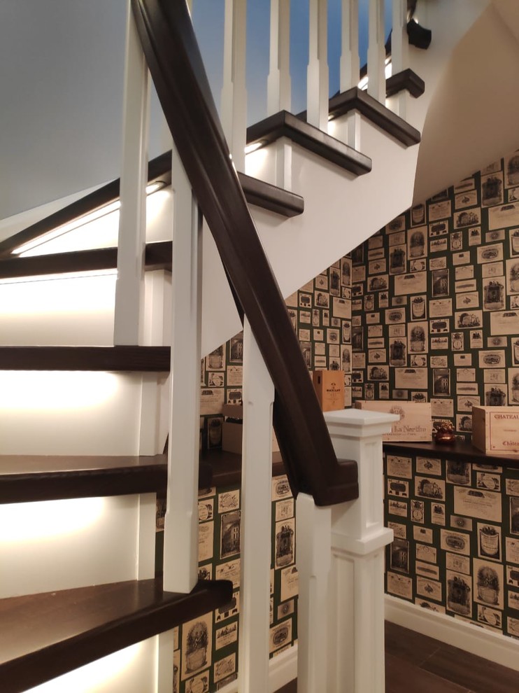 Классическая облицовка монолитной лестницы (2018)