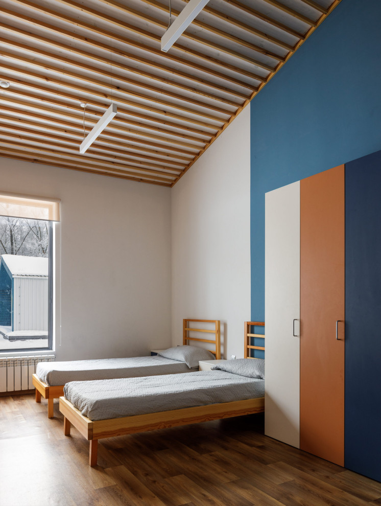 Обложка проекта: Детский лагерь «Восток»