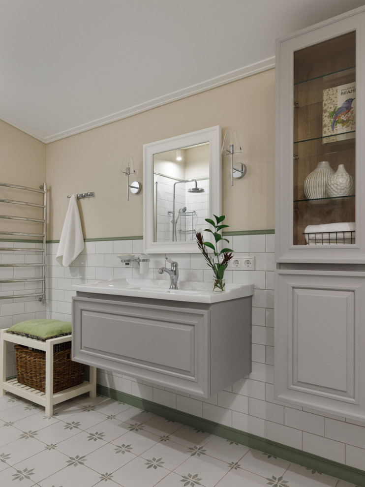 Комната молодой девушки под скатной крышей