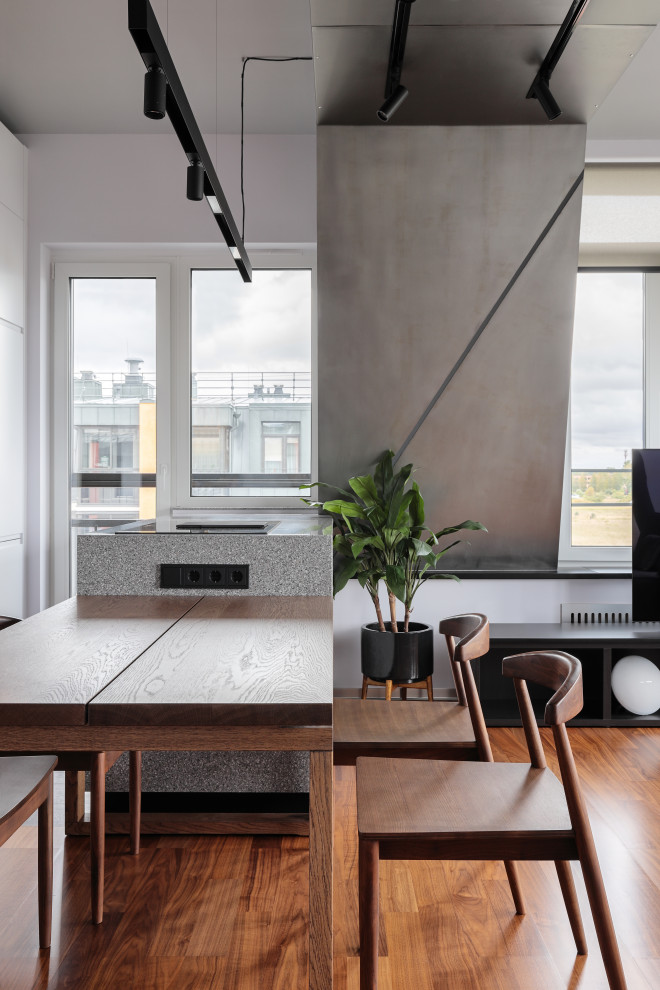 Модная квартира с балками на потолке