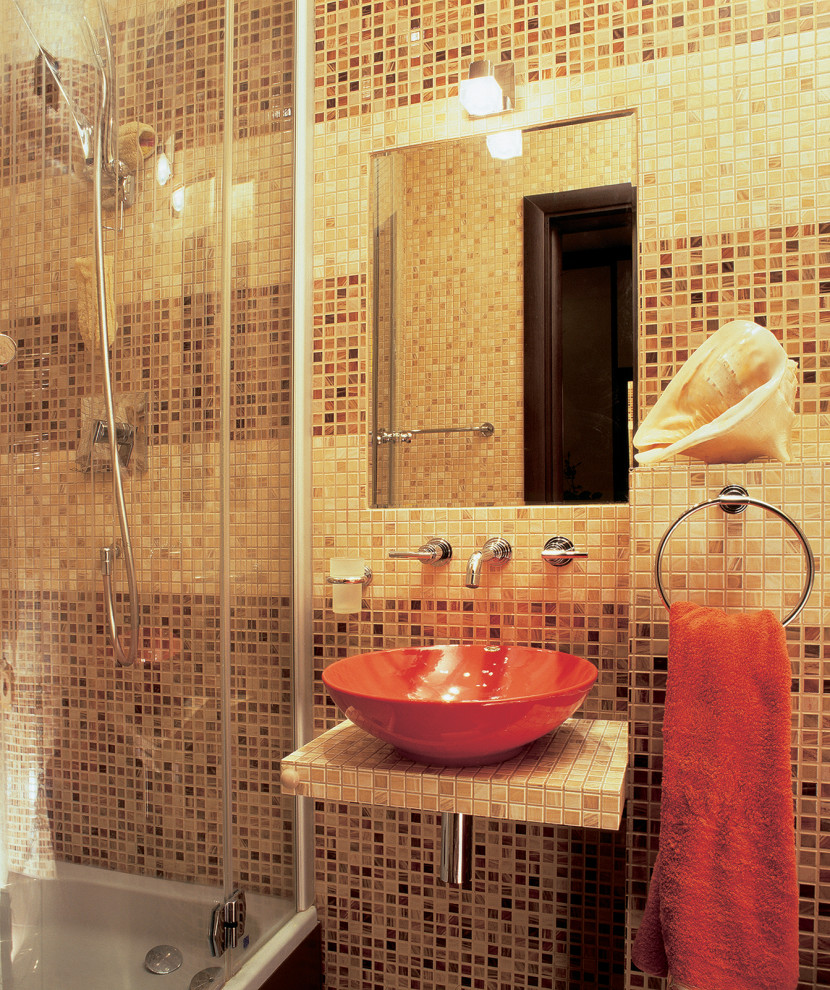 Яркая история на Шаболовке