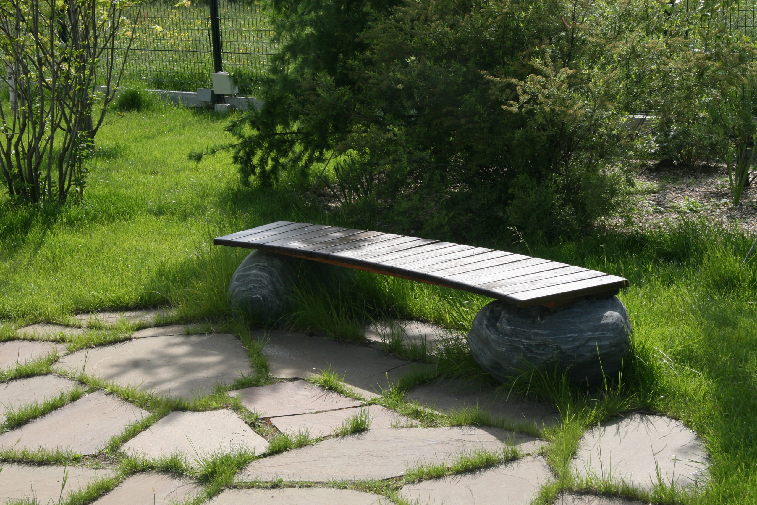 Семеро по лавкам: Садовые скамейки и все, что нужно о них знать