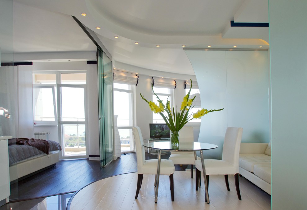 Где-то на море