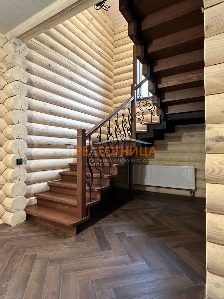 Лестница на второй этаж Тандем-34