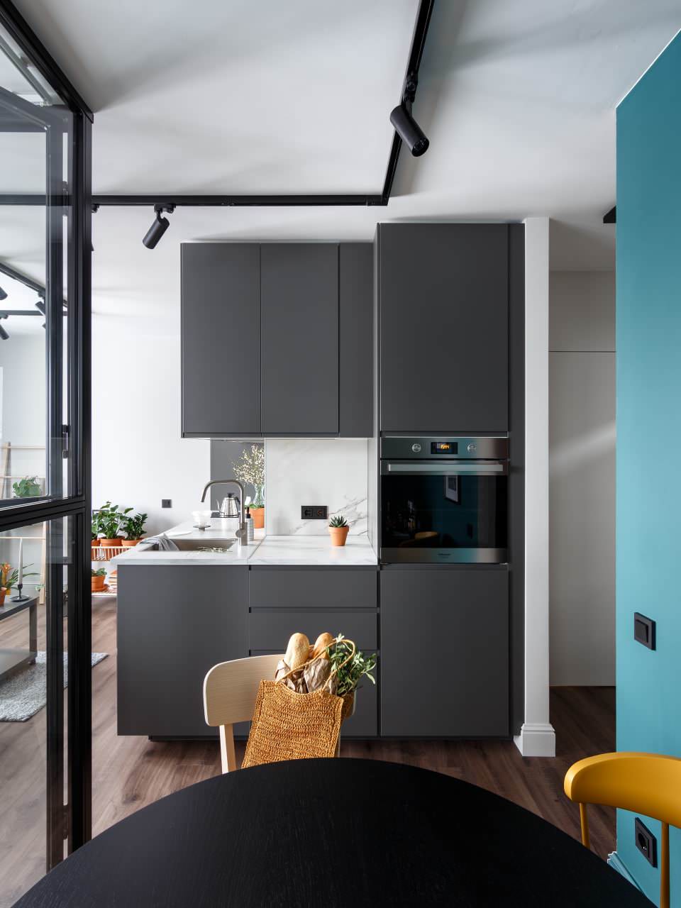 Яркая и функциональная однушка в Санкт-Петербурге