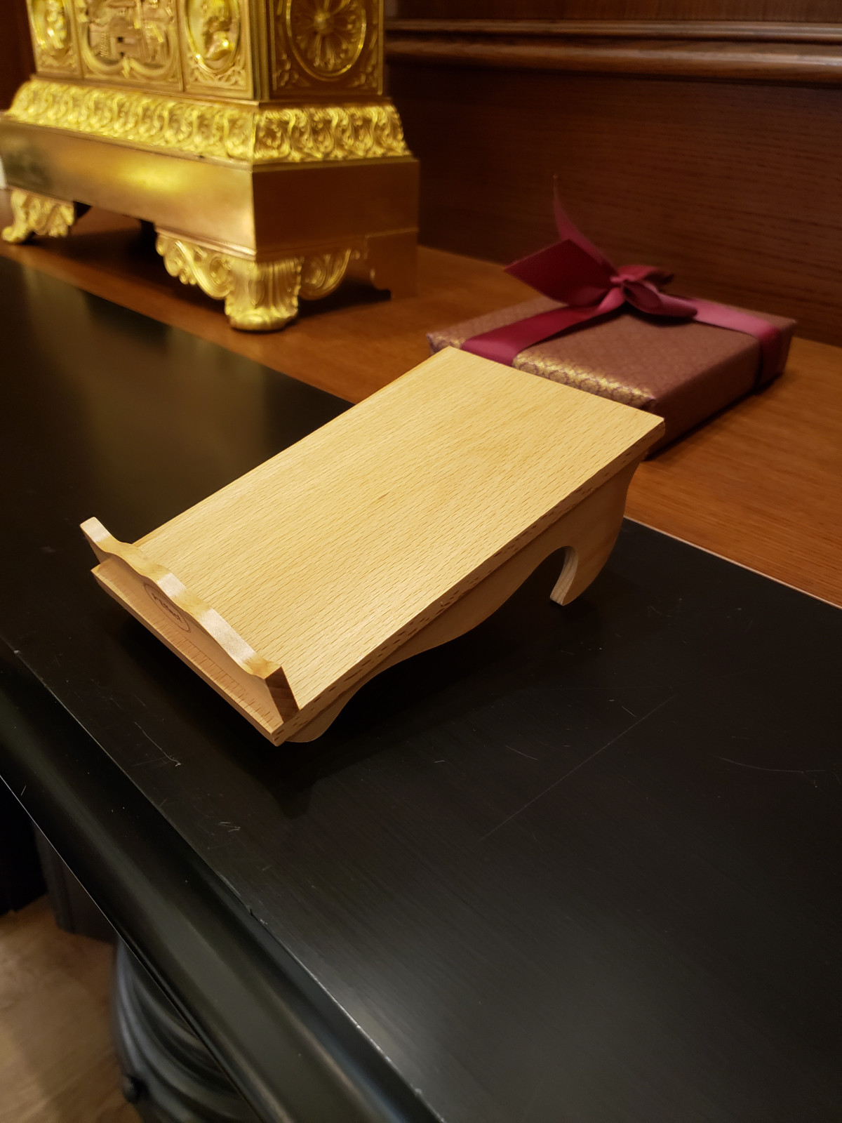 ExLibris книжный бутик-библиотека в ТЦ Времена Года