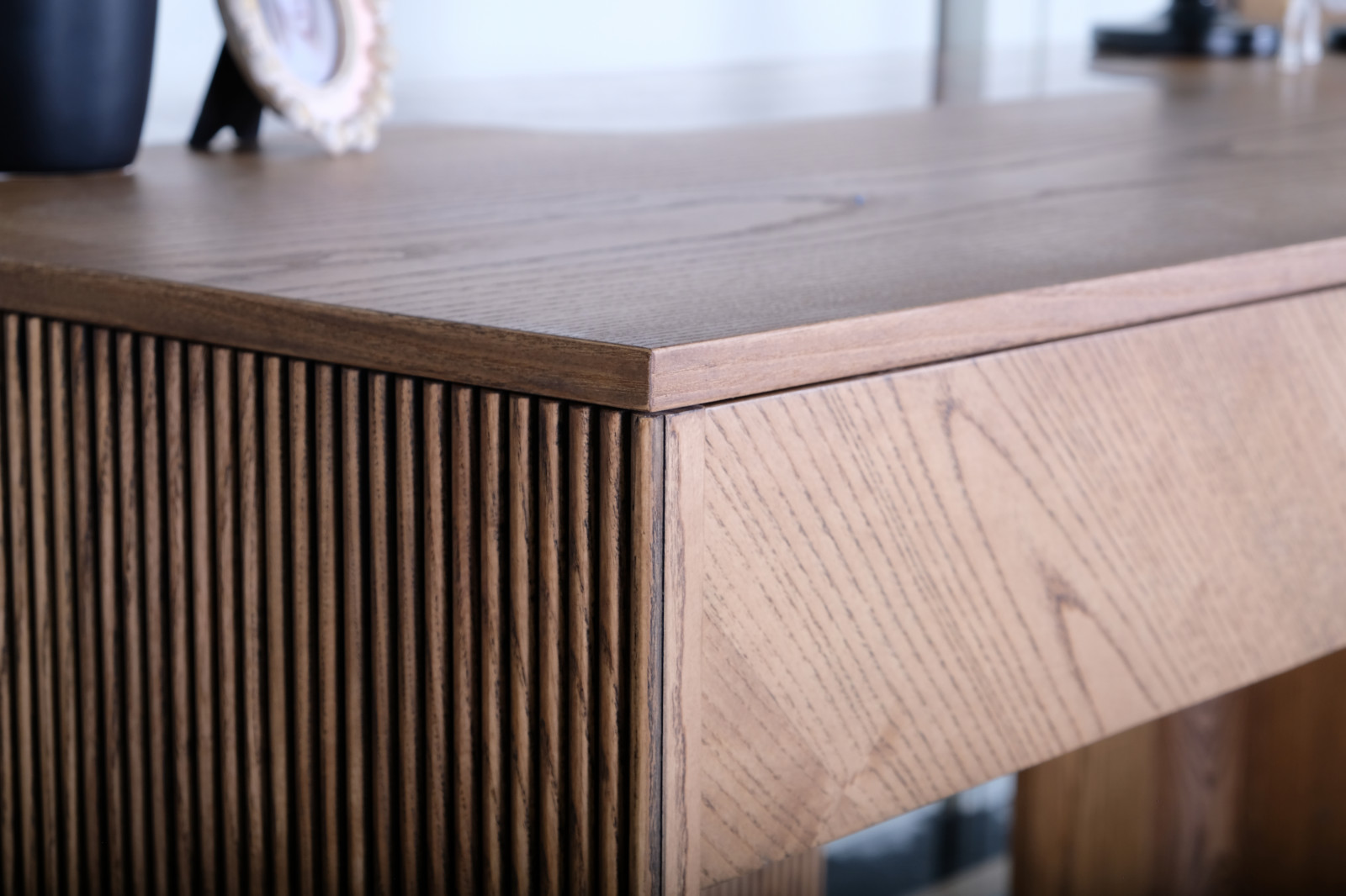 Рабочий стол Briotti